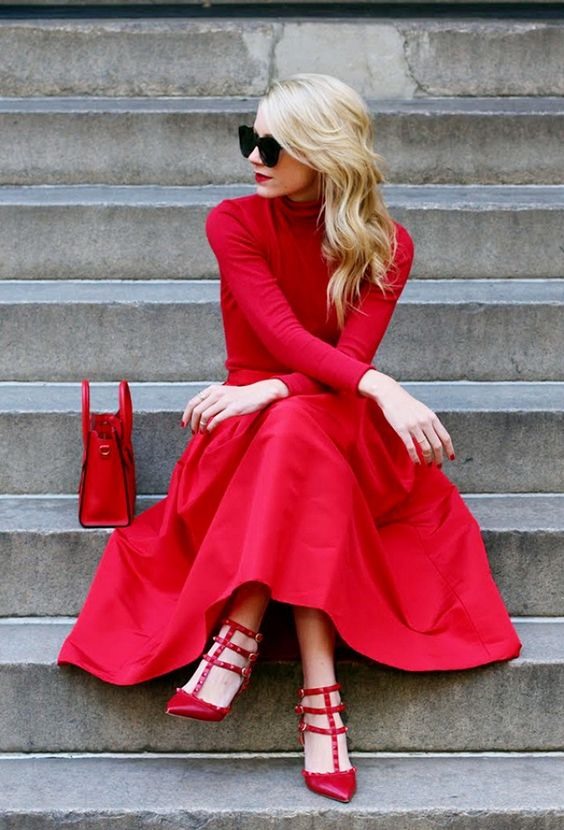 Quý cô tự tin quyến rũ với set đồ đỏ trong mùa Valentine 2019