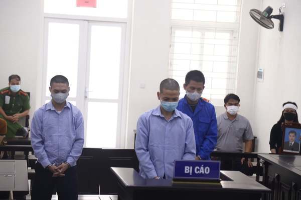 Huynh đệ tương tàn ở Hà Nội sau cuộc gọi video