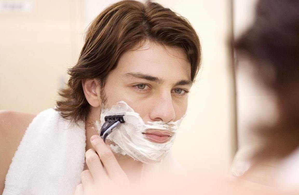 Thời điểm nam giới tuyệt đối không được cạo râu