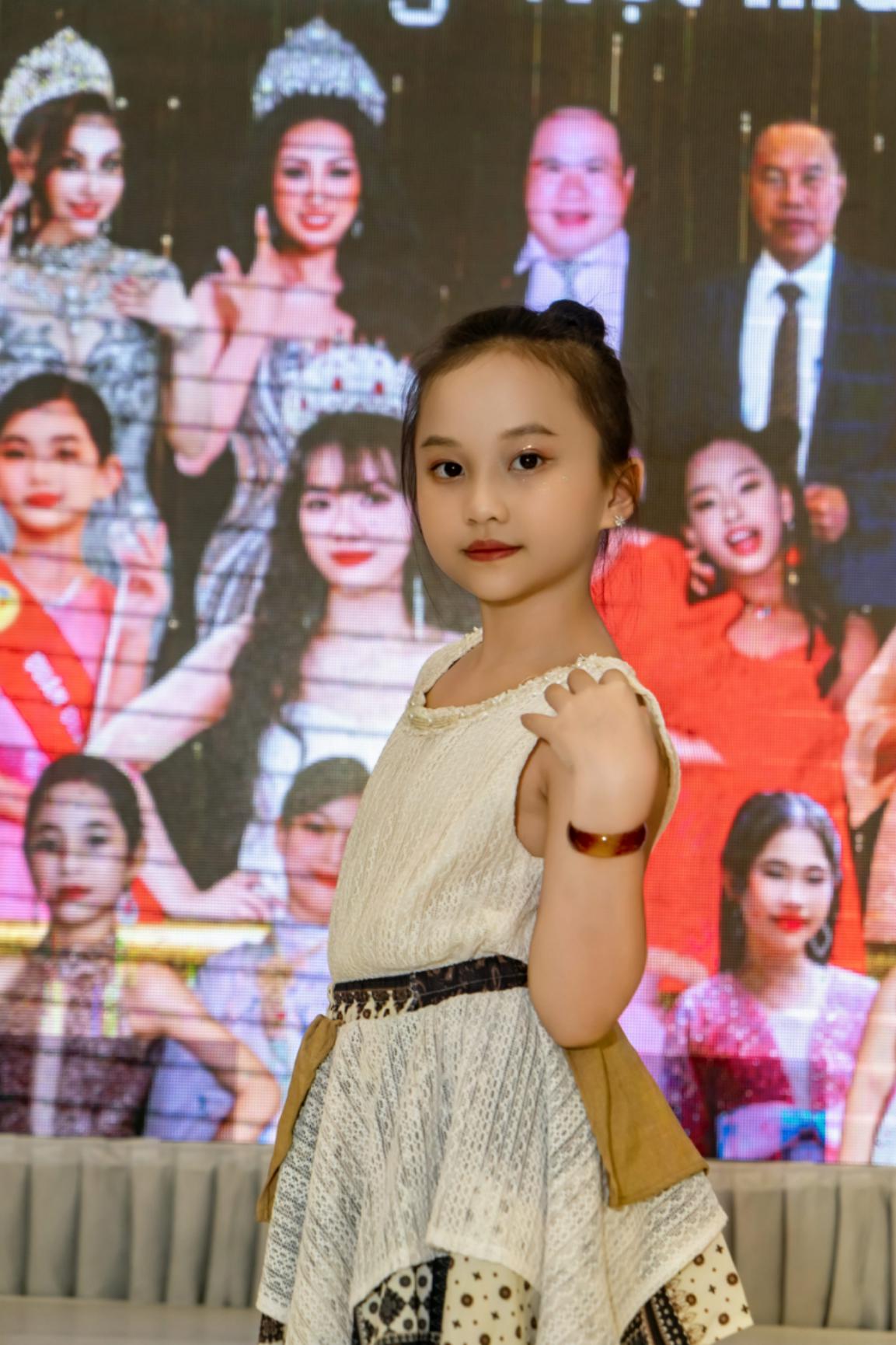 Trần Ngọc Lam Phương, Tài Năng Việt