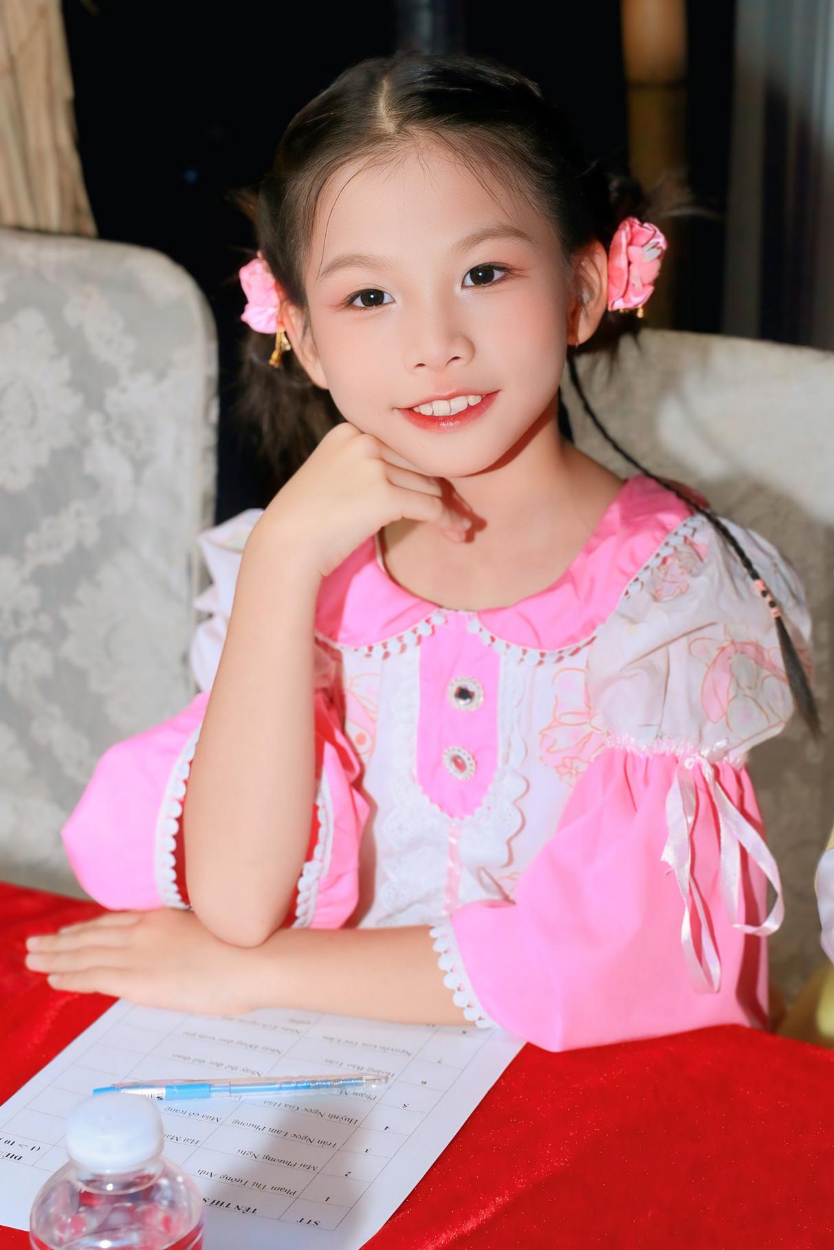 Trần Ngọc Minh Châu, Tài Năng Việt