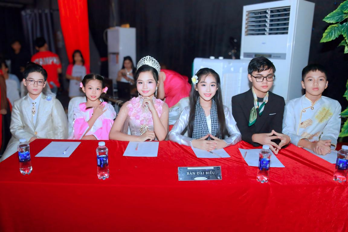 Trần Ngọc Minh Châu, Tài Năng Việt