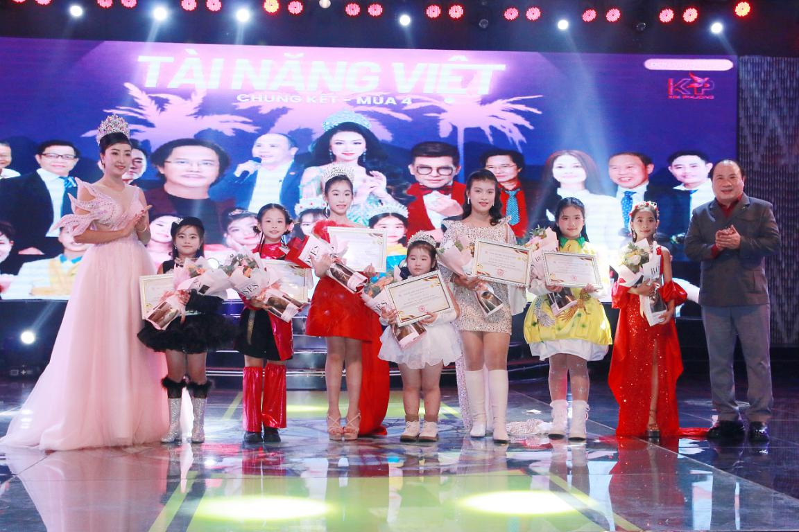 Ngô Bảo Vy, Tài Năng Việt