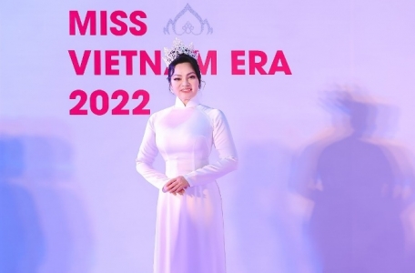 Nữ hoàng Nguyễn Thị Thanh Thúy ngồi “ghế nóng” Hoa Hậu Việt Nam Thời Đại 2022