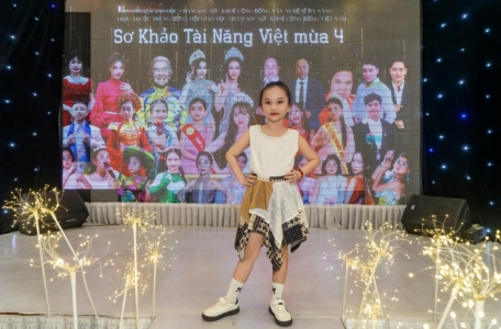 Trần Ngọc Lam Phương tự tin thể hiện tại sơ khảo Tài Năng Việt mùa 4